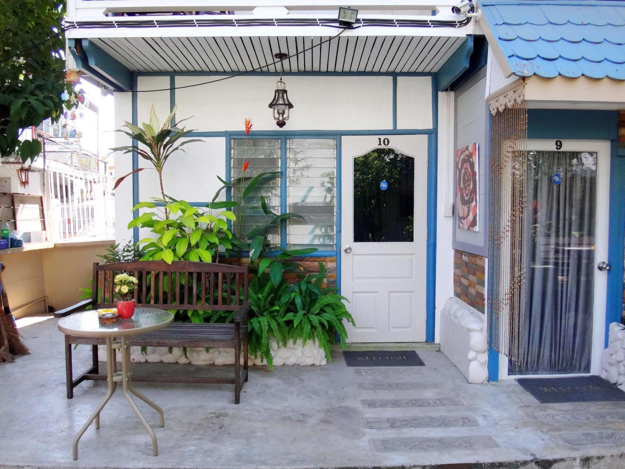 Stay With Me Pensión Chiang Mai Exterior foto