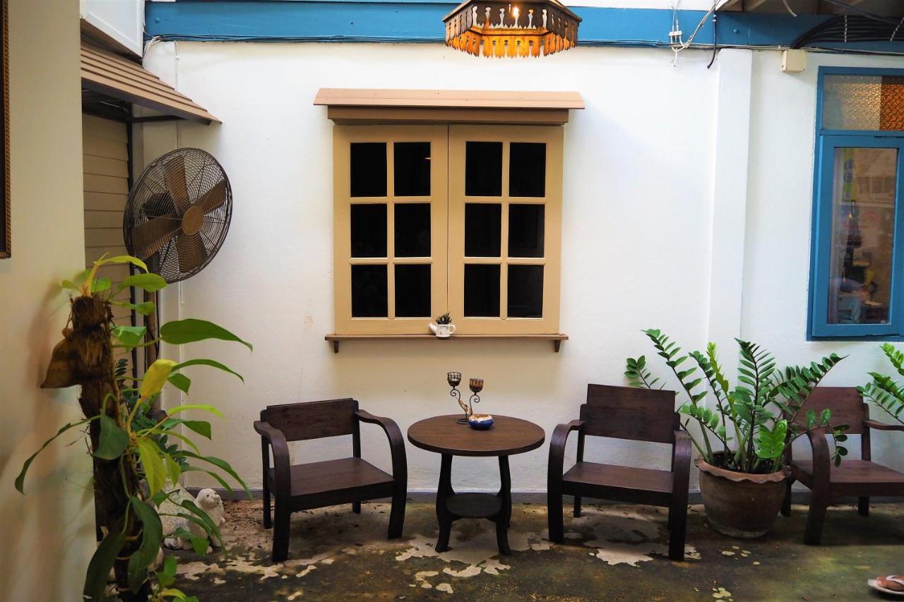 Stay With Me Pensión Chiang Mai Exterior foto